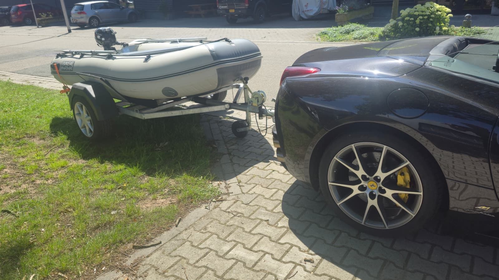Base Marine kleine RIB met trailer - Nieuw overjarig