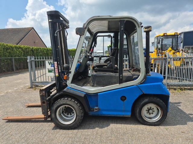 TB Cesab 4,5 tons diesel heftruck.