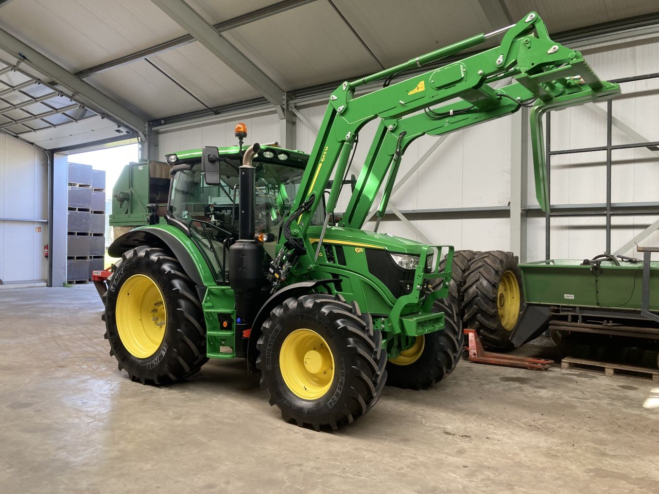 John Deere 6r150