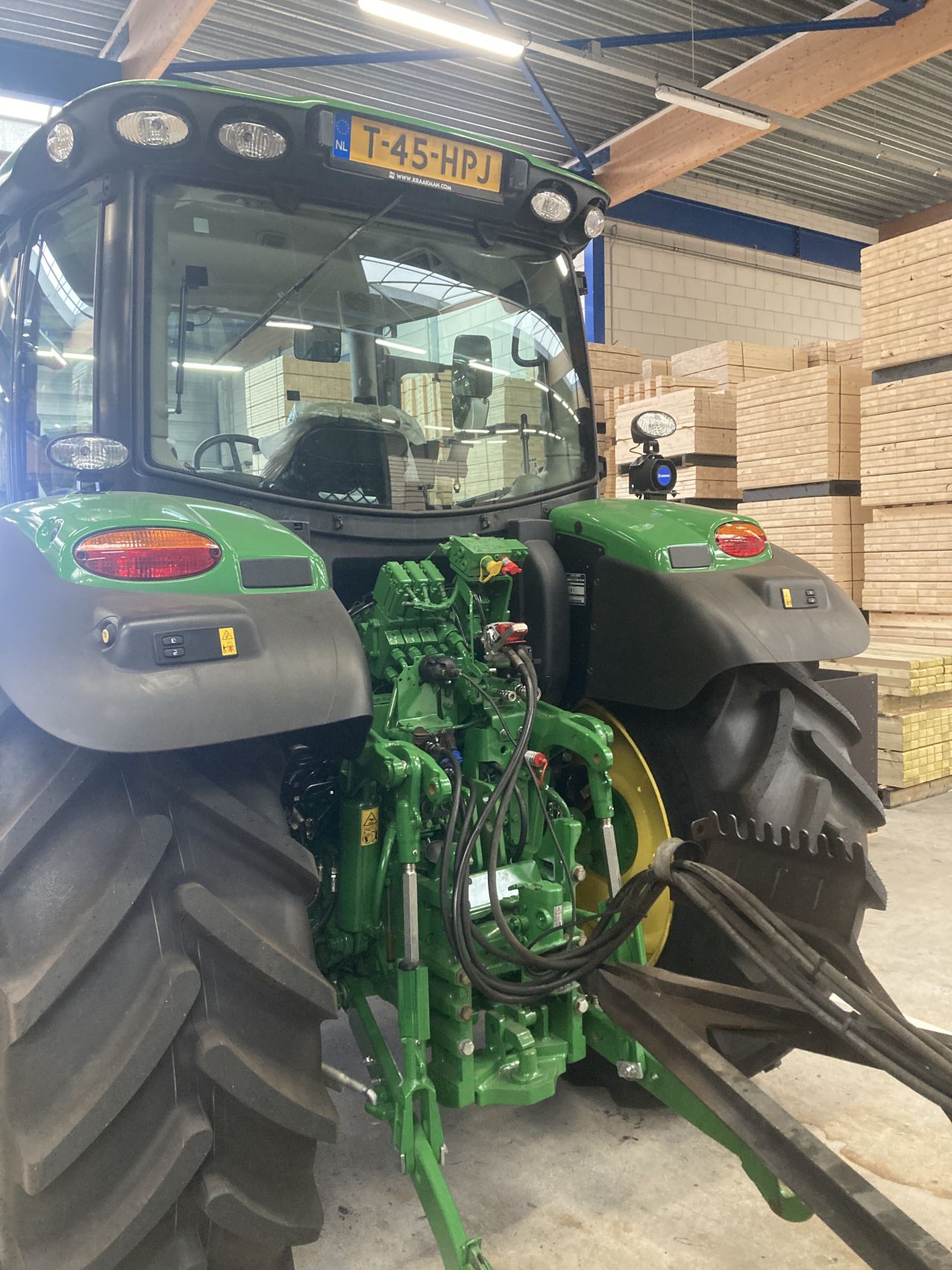 John Deere 6r150