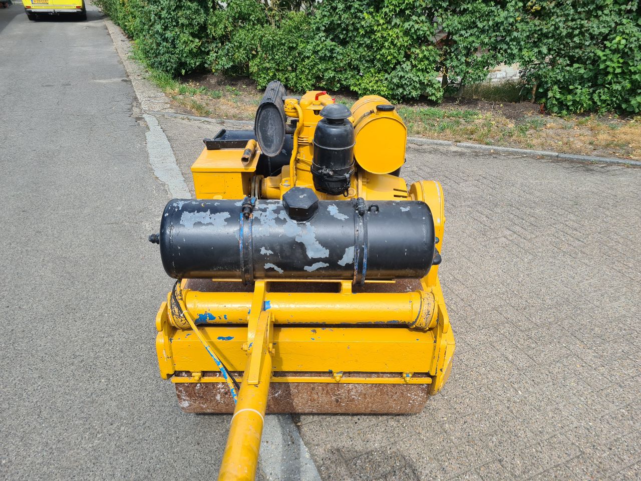 Bomag BW 90 s getrokken wals trilwals diesel.