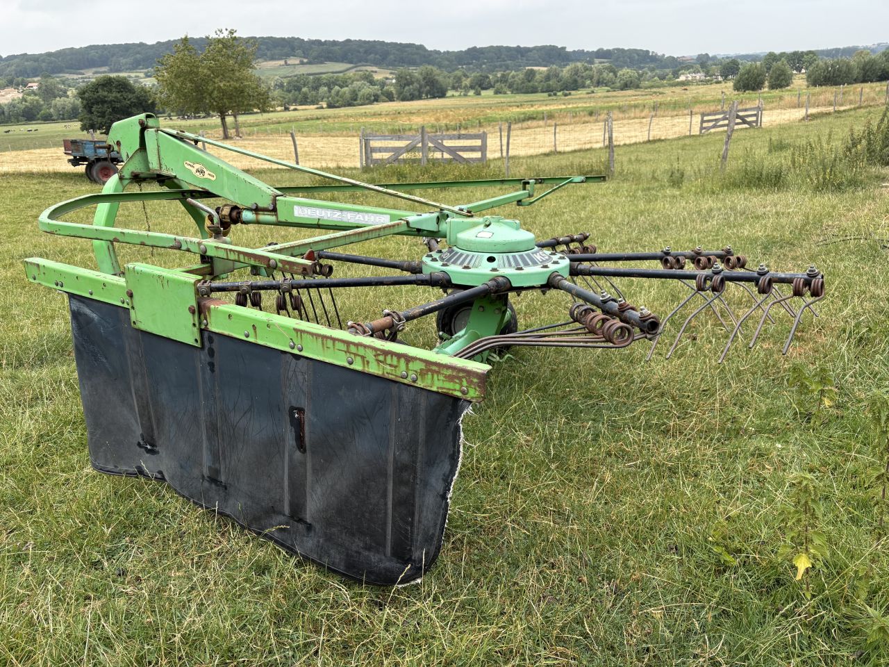 Deutz hark