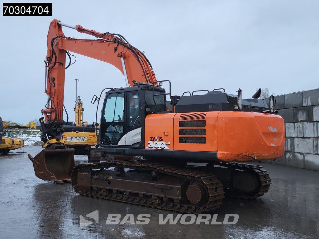 Hitachi ZX300 LC -6