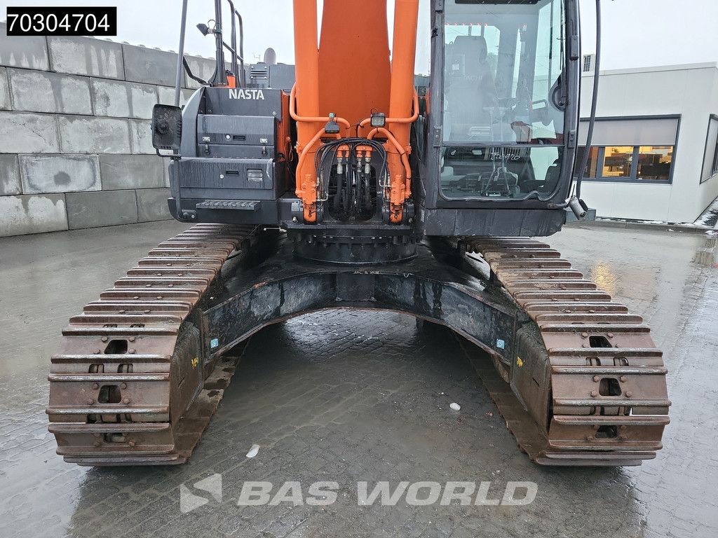 Hitachi ZX300 LC -6