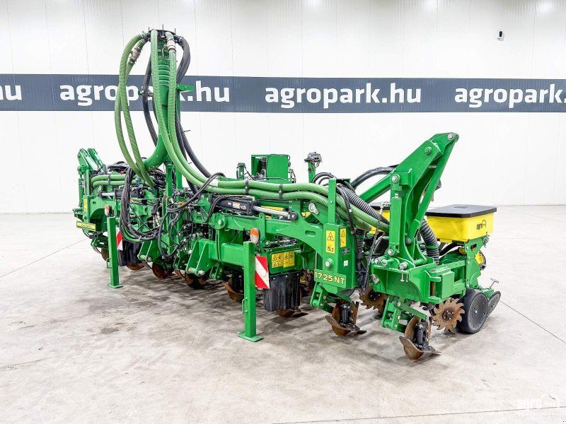 John Deere 1725NT