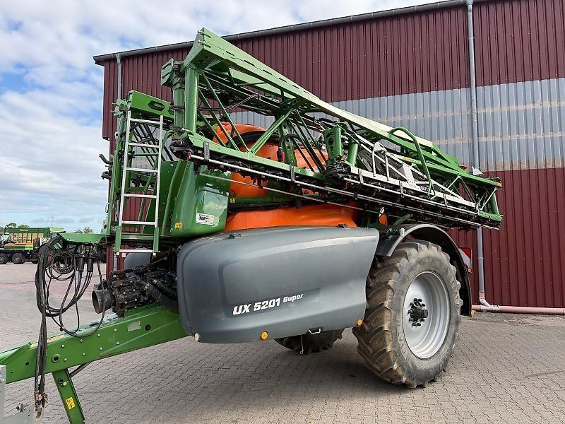 Amazone UX 5201 mit 39 m L3 Gestänge, nur 3500 ha