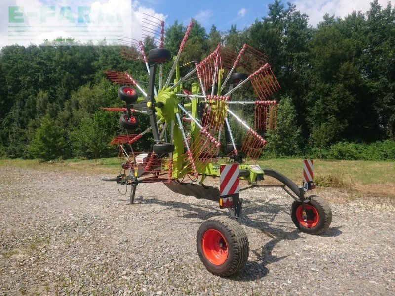 Claas liner 2700