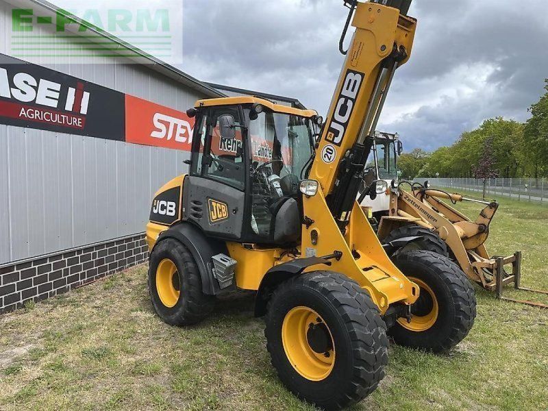 JCB tm 220 agri
