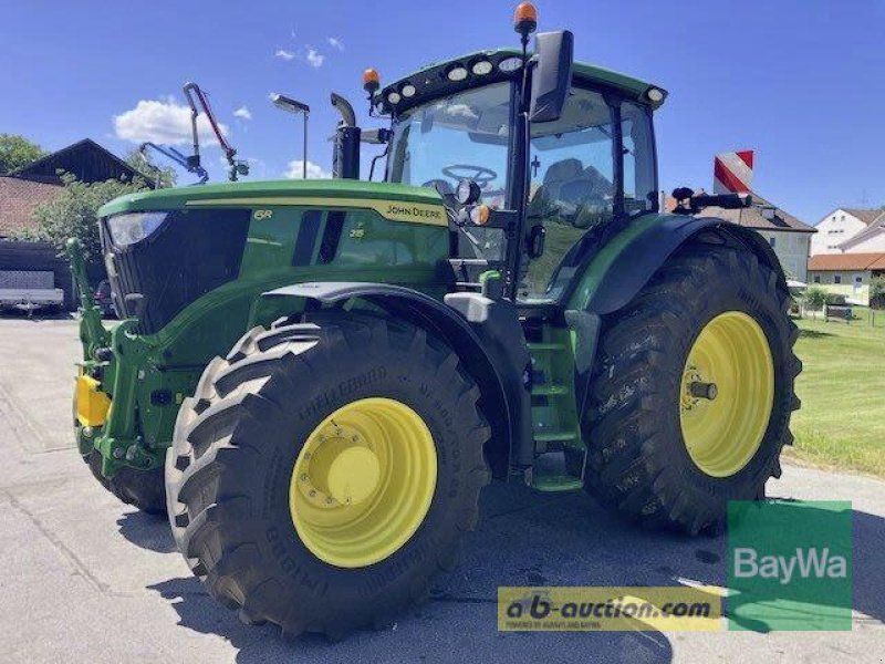 John Deere 6R215