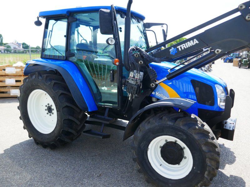 New Holland T5050 Allr. Erst 2788 Std. Mit 1 Jahr Gewährleistung. TOP Zustan