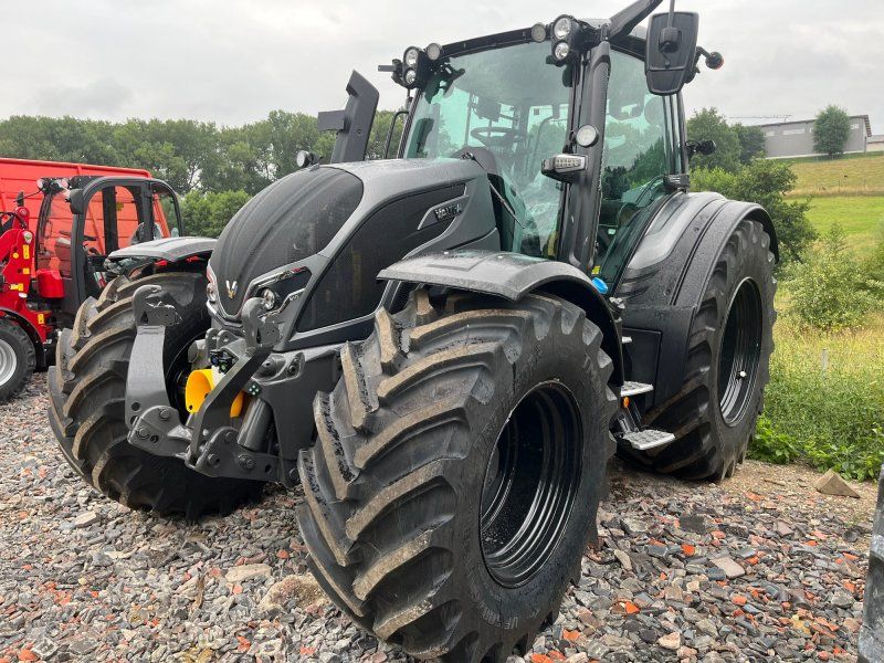 Valtra N 175D mit Rüfa
