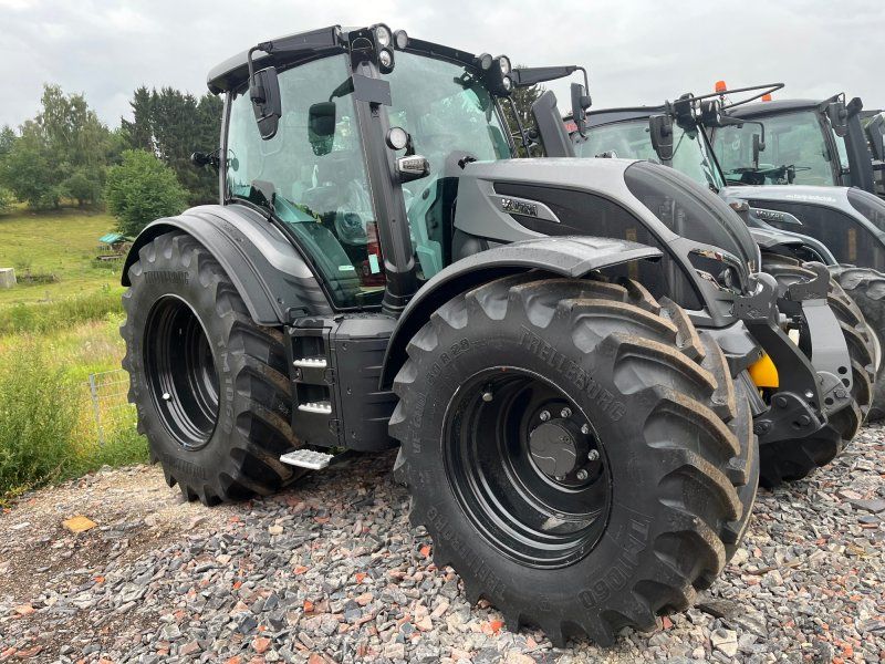 Valtra N 175D mit Rüfa
