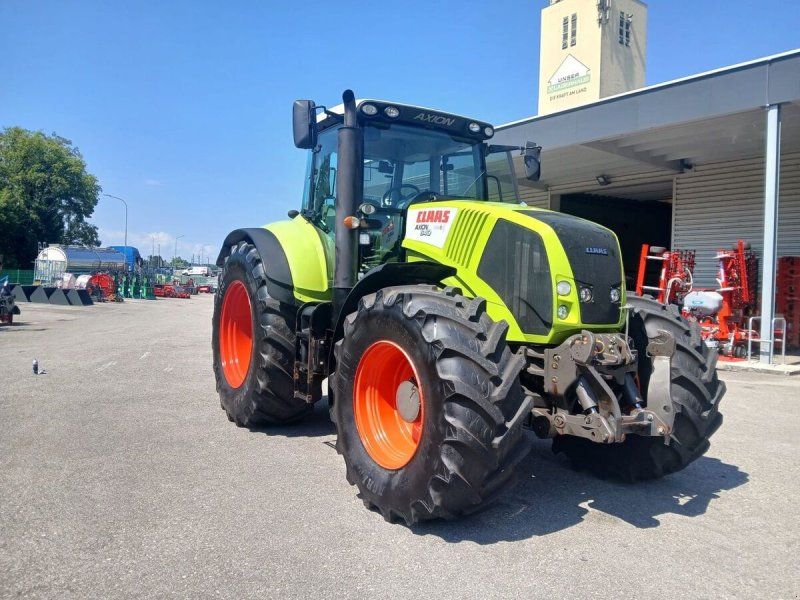 Claas Axion 840