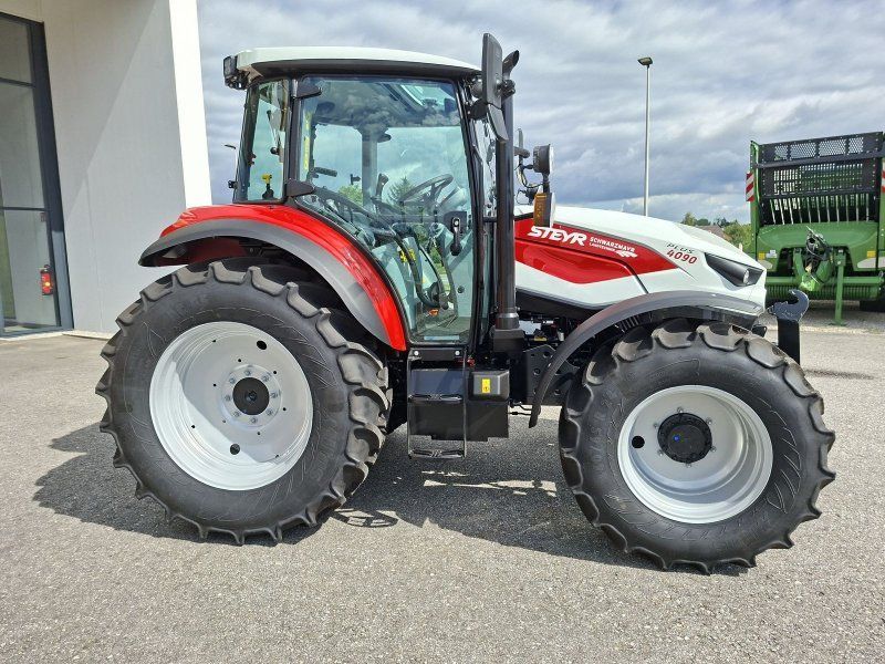 Steyr 4090 PLUS
