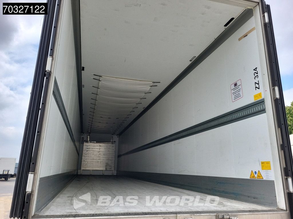 Schmitz SCB*S3 3 Achsen Blumenbreit Palletkist