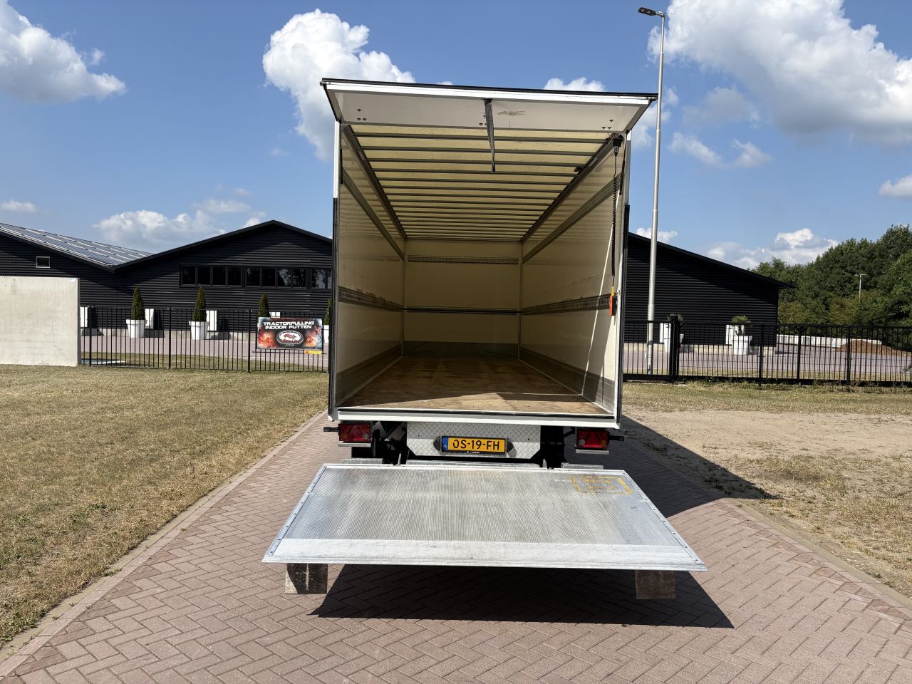 Be oplegger 7 ton BE-COMBI met laadklep 750 kg
