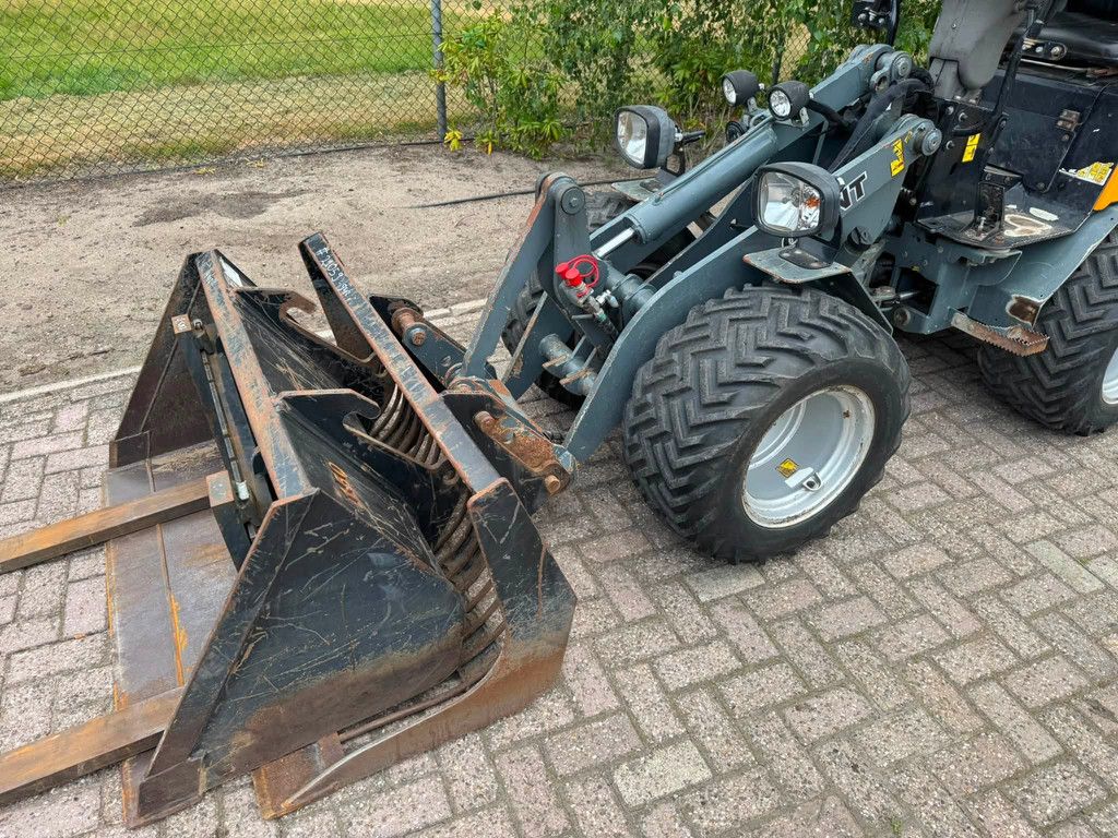 Giant D263SW X-TRA D263SW X-tra shovel