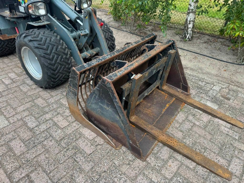 Giant D263SW X-TRA D263SW X-tra shovel