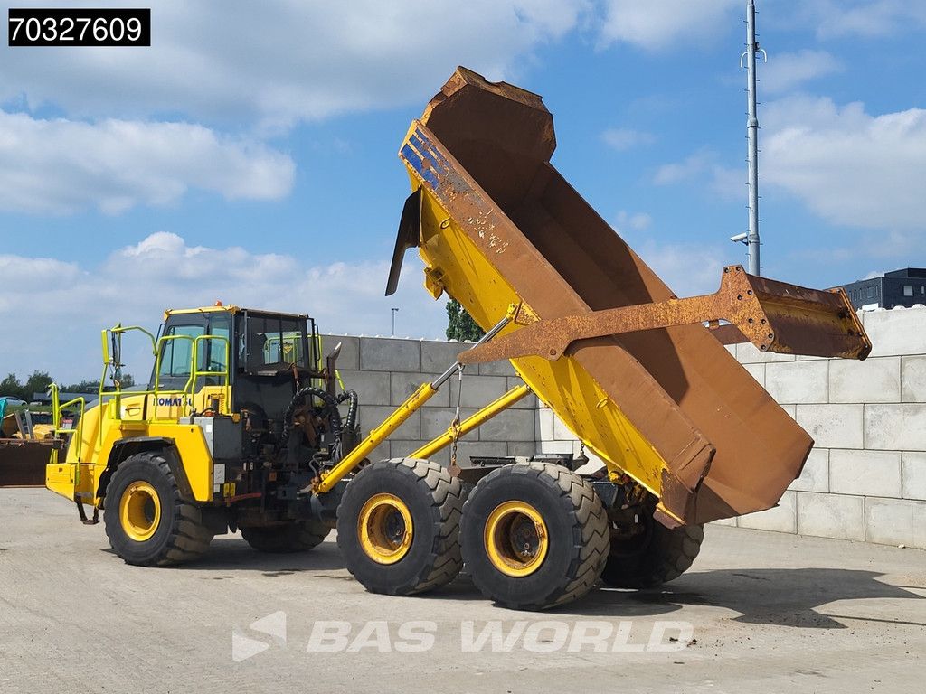Komatsu HM300-3