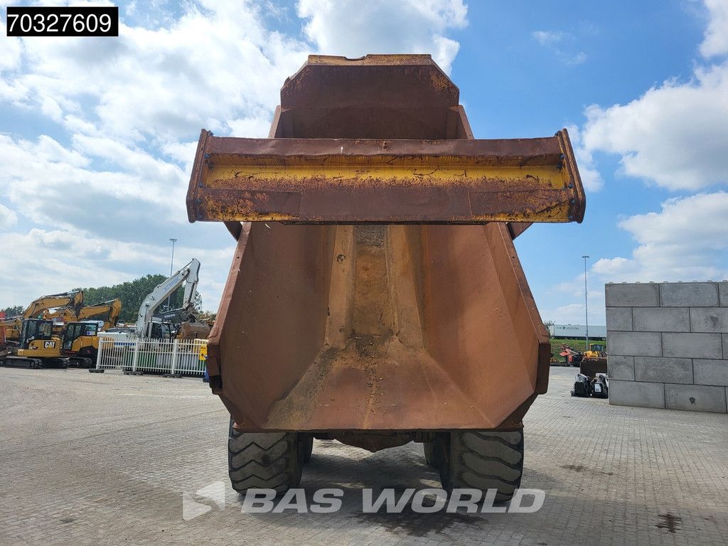 Komatsu HM300-3