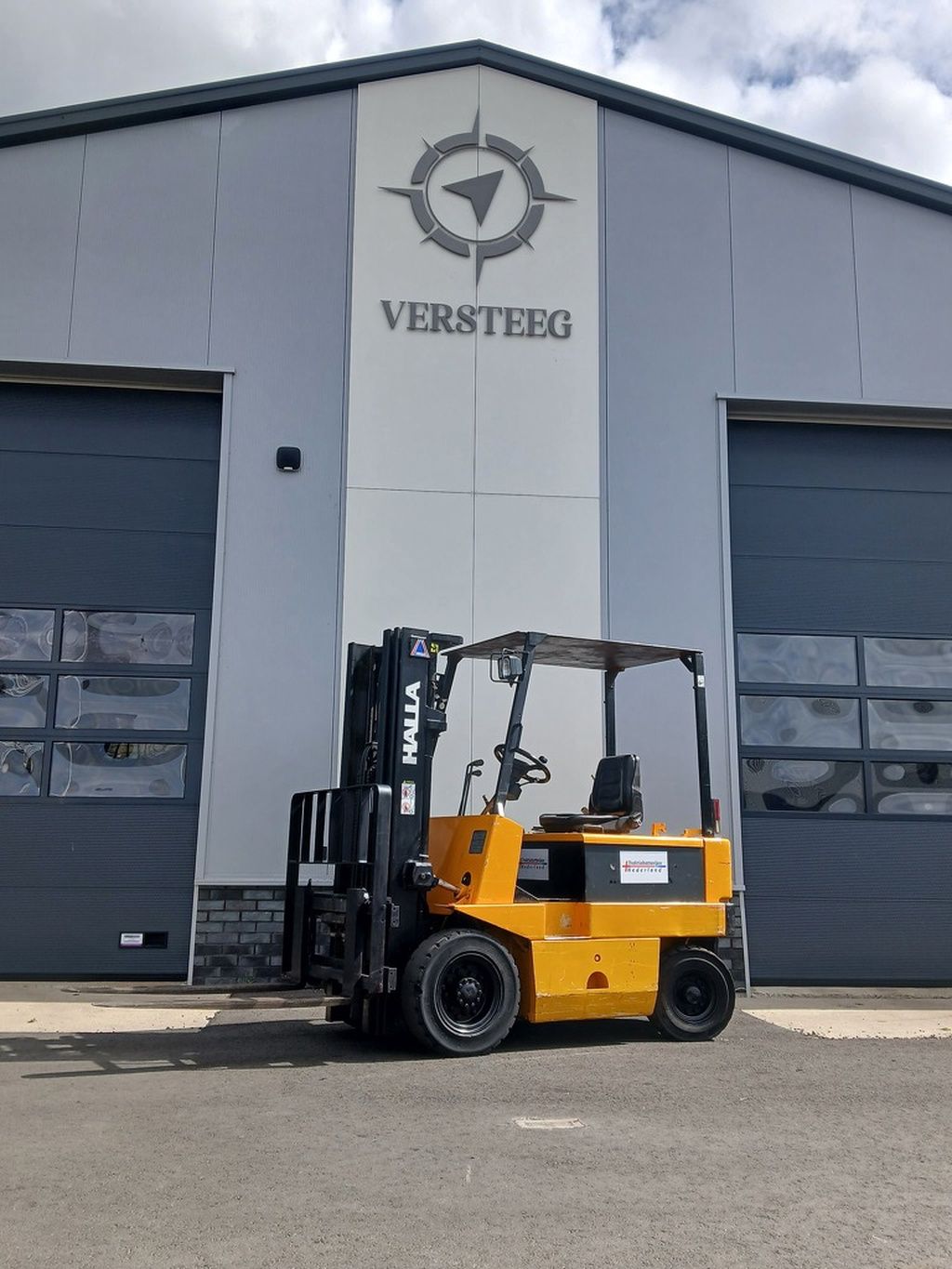 Halla E25 triplo met sideshift 4.7m hoog!!