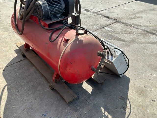1988 compressed air compressor