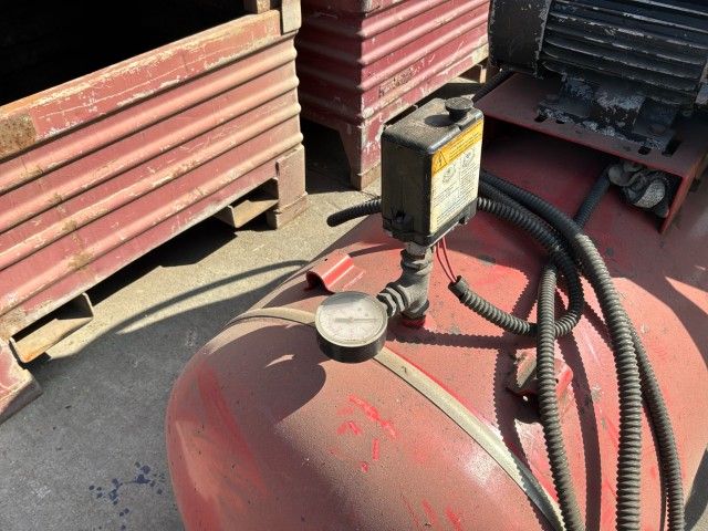 1988 compressed air compressor