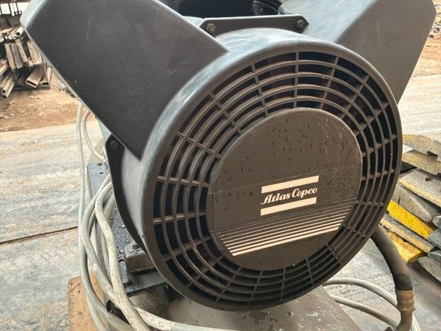 1988 Atlas Copco LT8 UV Air Compressor