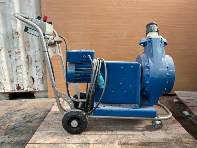 2006 PCM DD1 SSC Mobile Wastewater Pump with Frequency Control