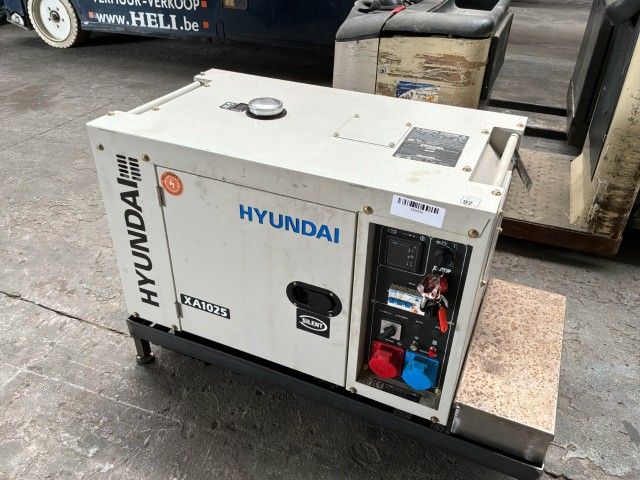 Hyundai XA1025 Power Generator