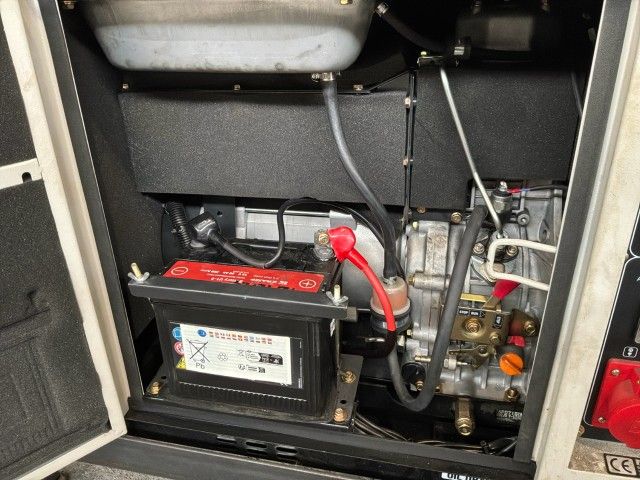 Hyundai XA1025 Power Generator