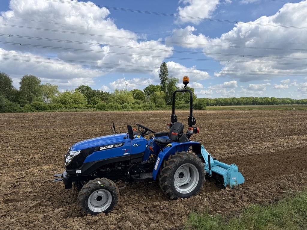 Solis 20 4WD minitractor DEMO 2026 optie met grondfrees