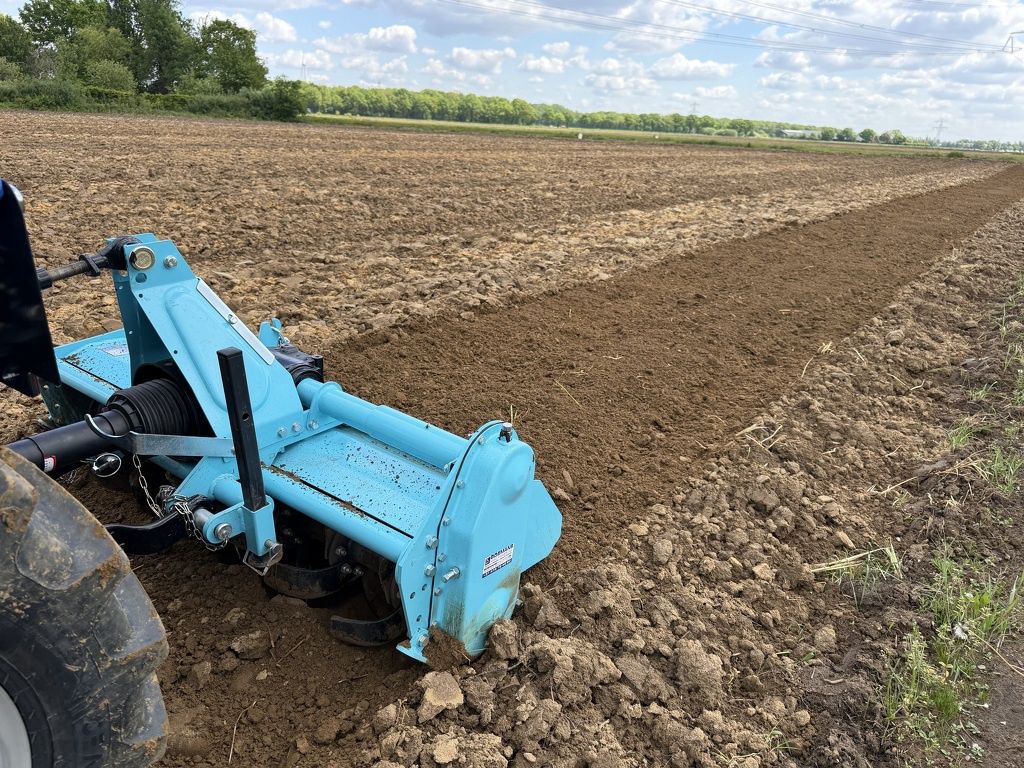 Solis 20 4WD minitractor DEMO 2026 optie met grondfrees