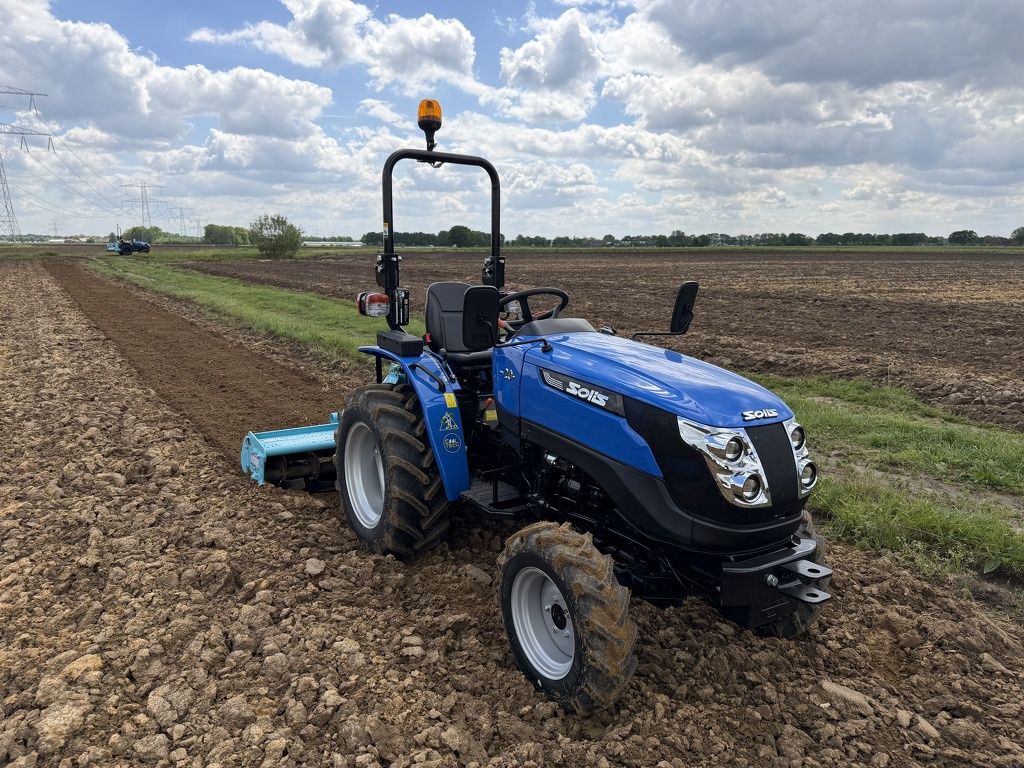 Solis 20 4WD minitractor DEMO 2026 optie met grondfrees