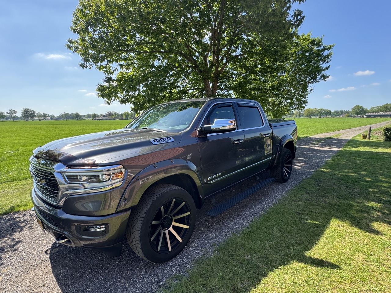 Dodge RAM Limited 1500 bomvol!
