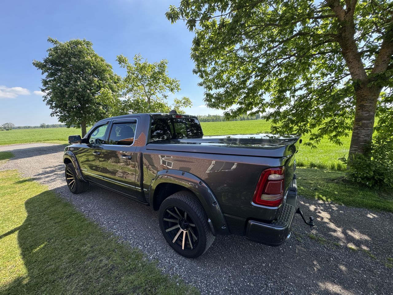 Dodge RAM Limited 1500 bomvol!