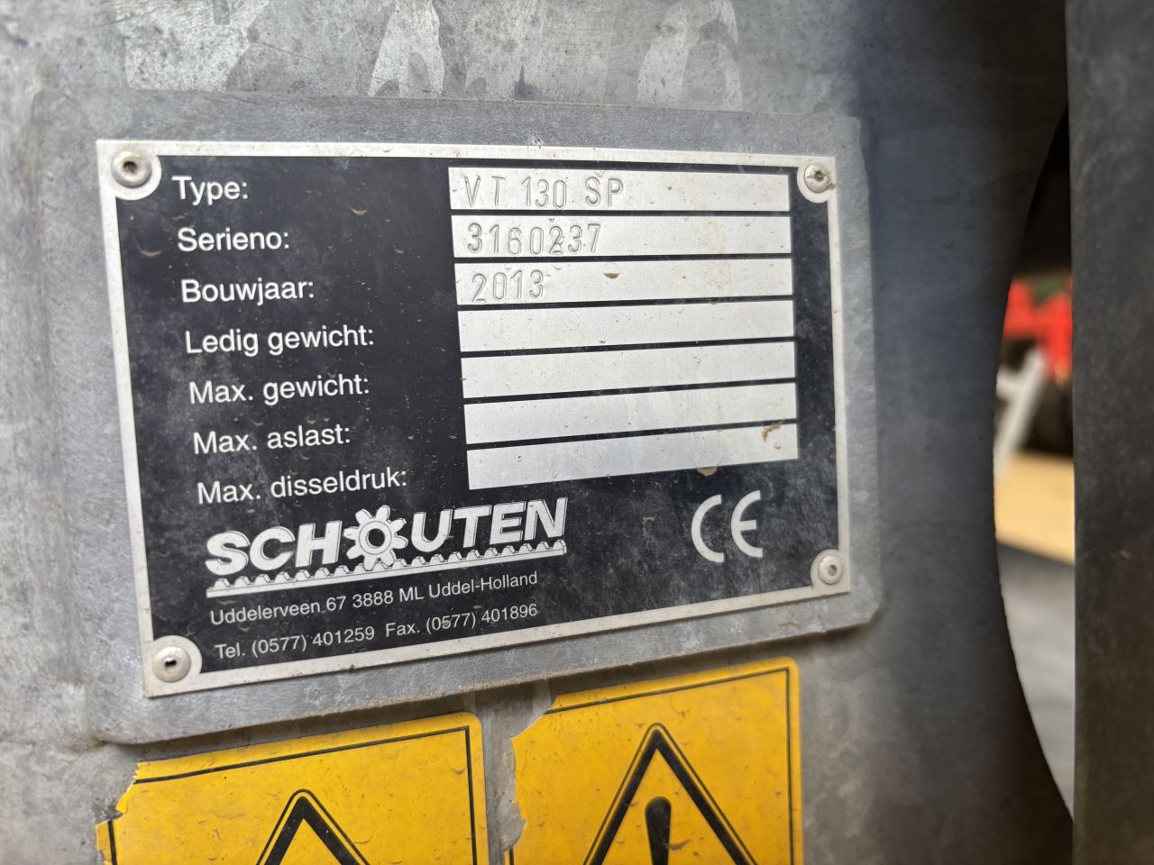 Schouten mesttank 13 m3 met liftas