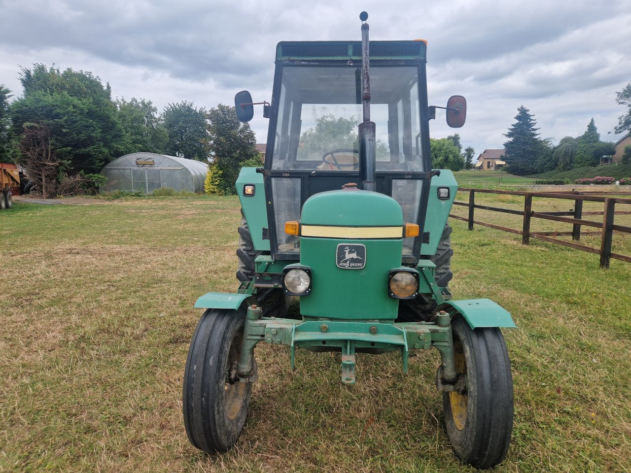 John Deere 2130