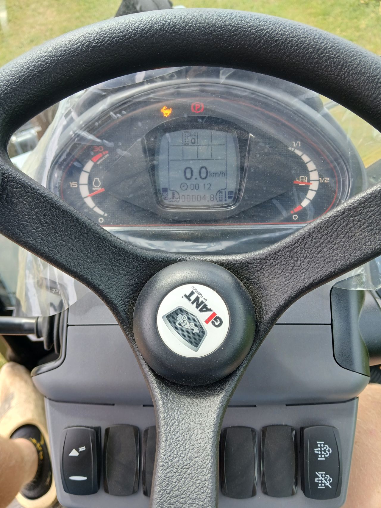Giant G2700 X-TRA HD+ cabine extra functie Nieuwe machine