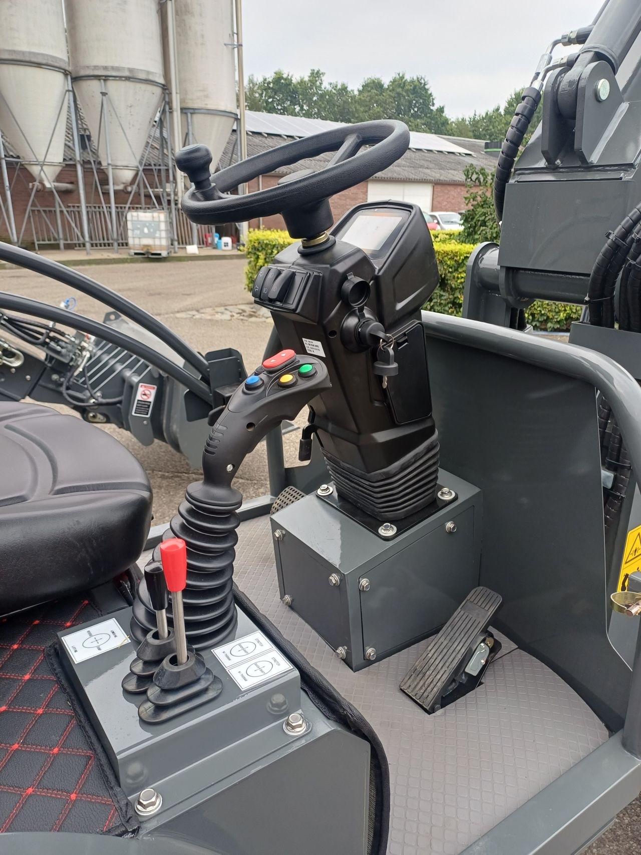ShovelWCM TL2511E elektrische minishovel shovel