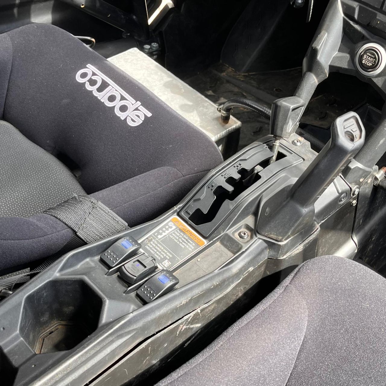 Can-Am Maverick X3 X DS Turbo R, SSV rally met kenteken