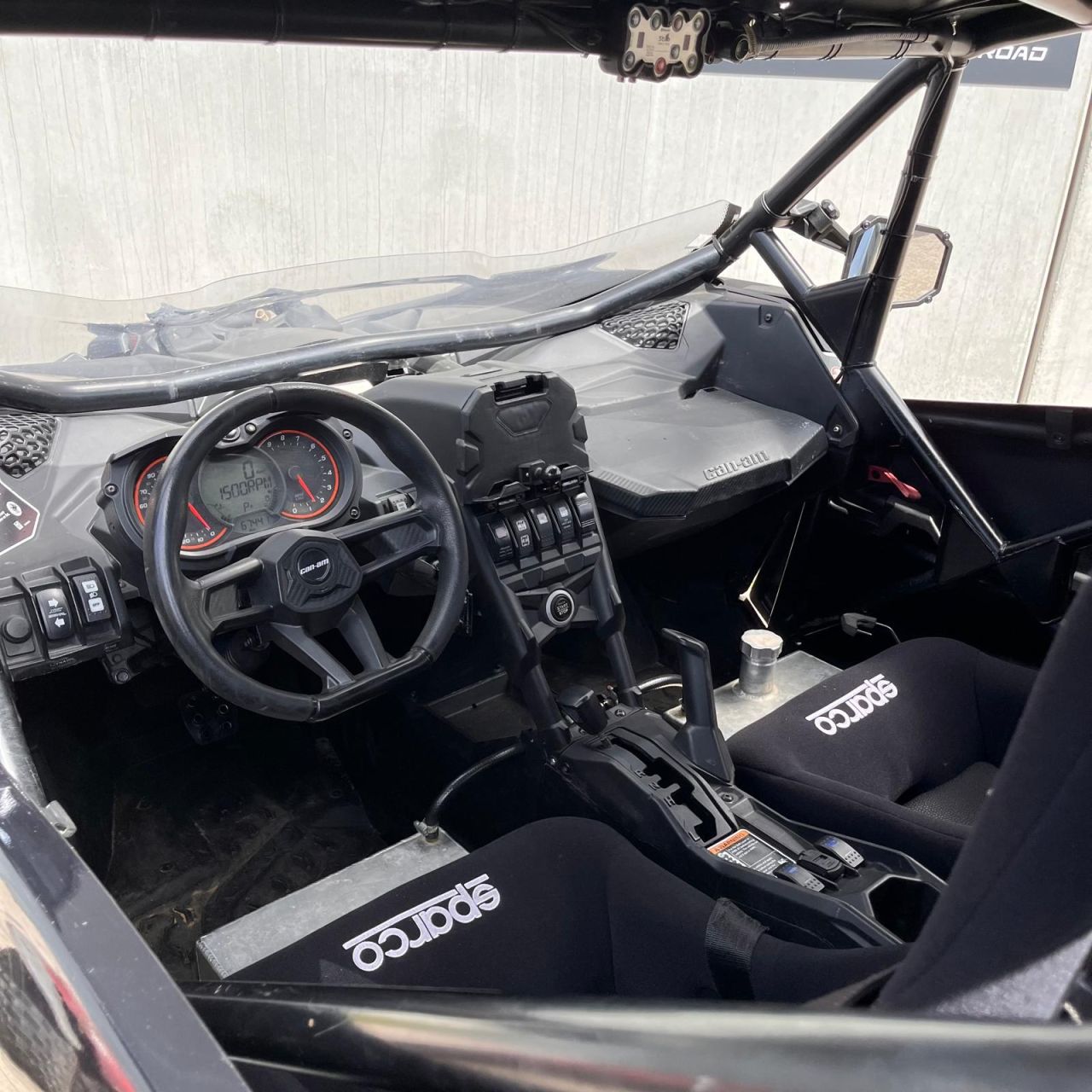 Can-Am Maverick X3 X DS Turbo R, SSV rally met kenteken