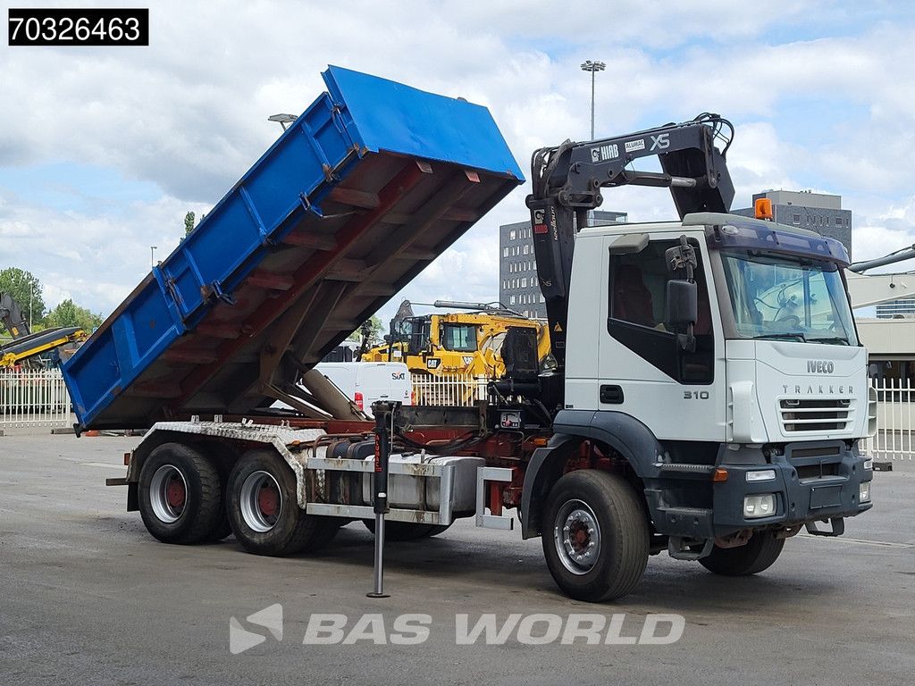 Iveco Trakker 310 6X4 HIAB 122 Duo Kran Crane 8m3 tipper Steelsuspension Big-Axle Euro 3