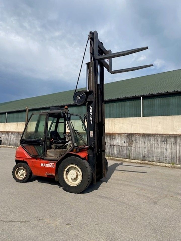 Manitou ruwterrein heftruck 5 tonner