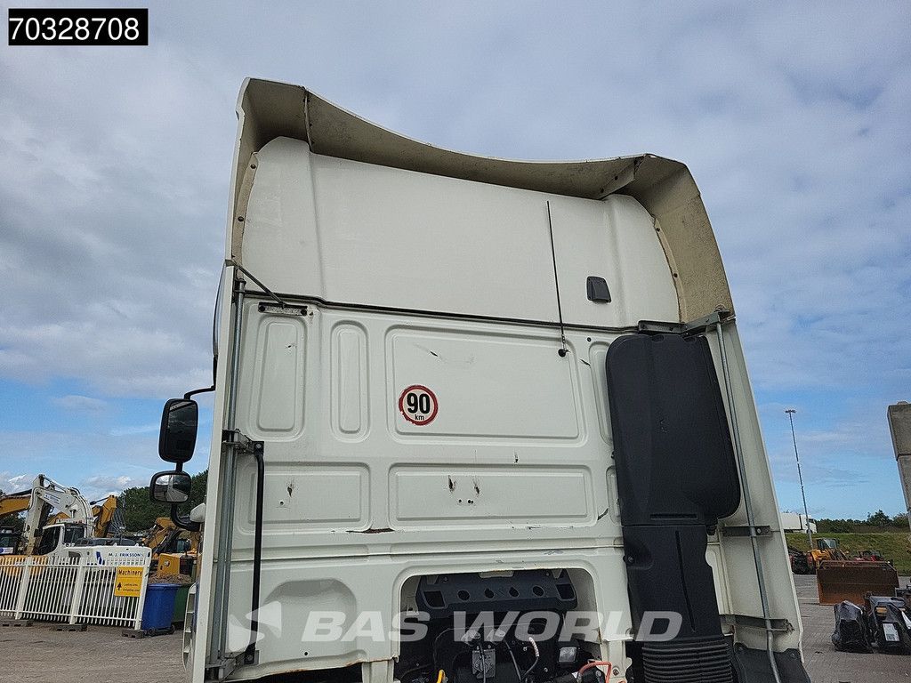 DAF XF 460 4X2 Mega SSC 2x Tanks Nightlock