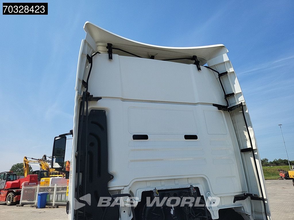 MAN TGX 18.500 4X2 Mega Retarder 2x Tanks Standklima ACC