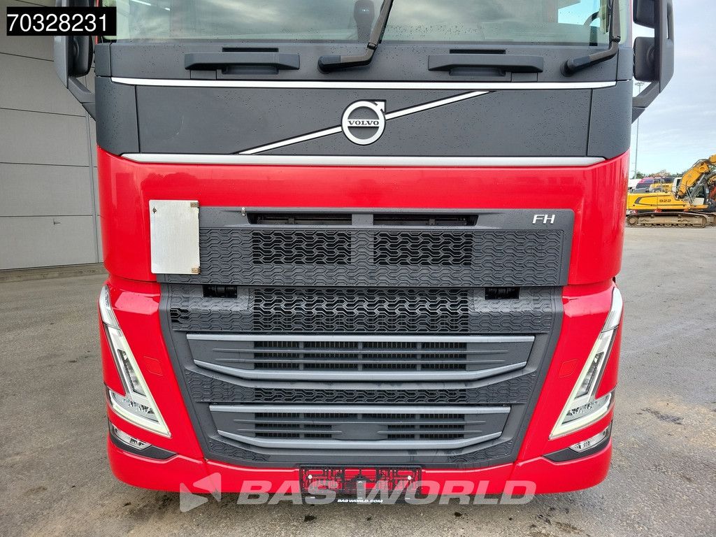 Volvo FH 460 4X2 XL Mega 2x Tanks Navi ACC