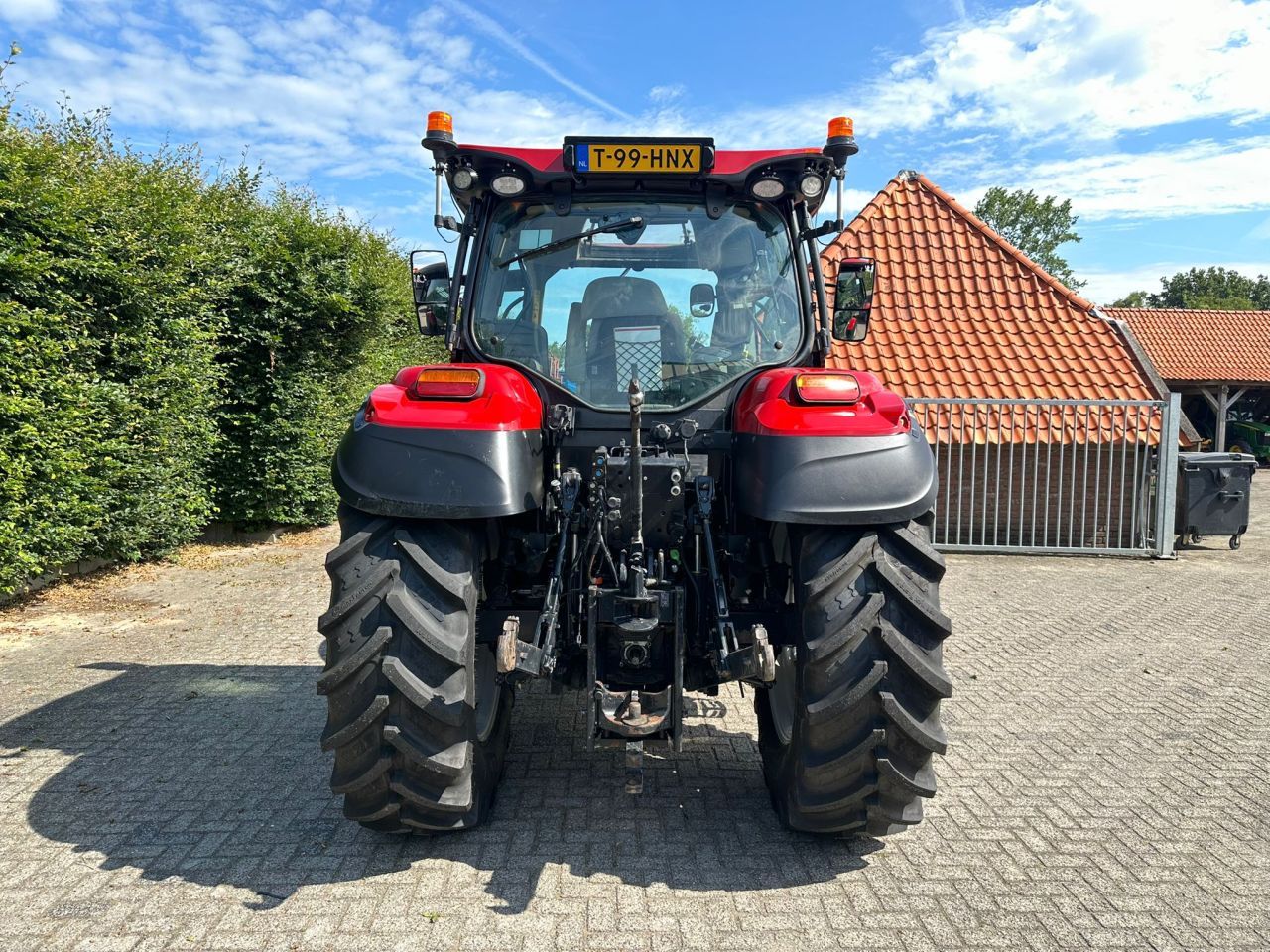 Case Vestrum 110 cvx met fronthef