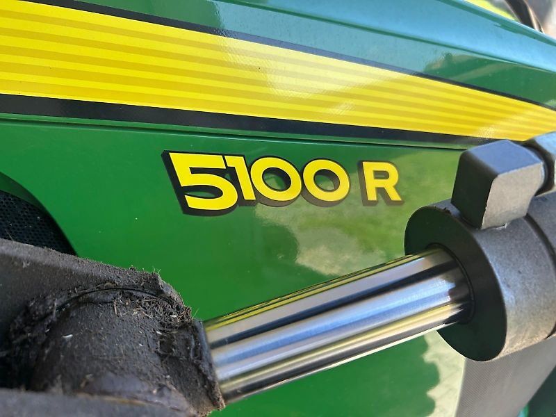 John Deere 5100R
