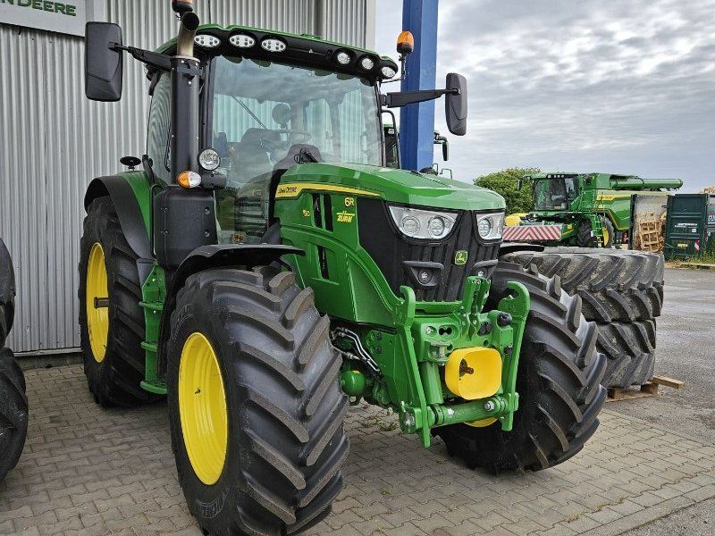 John Deere 6R150